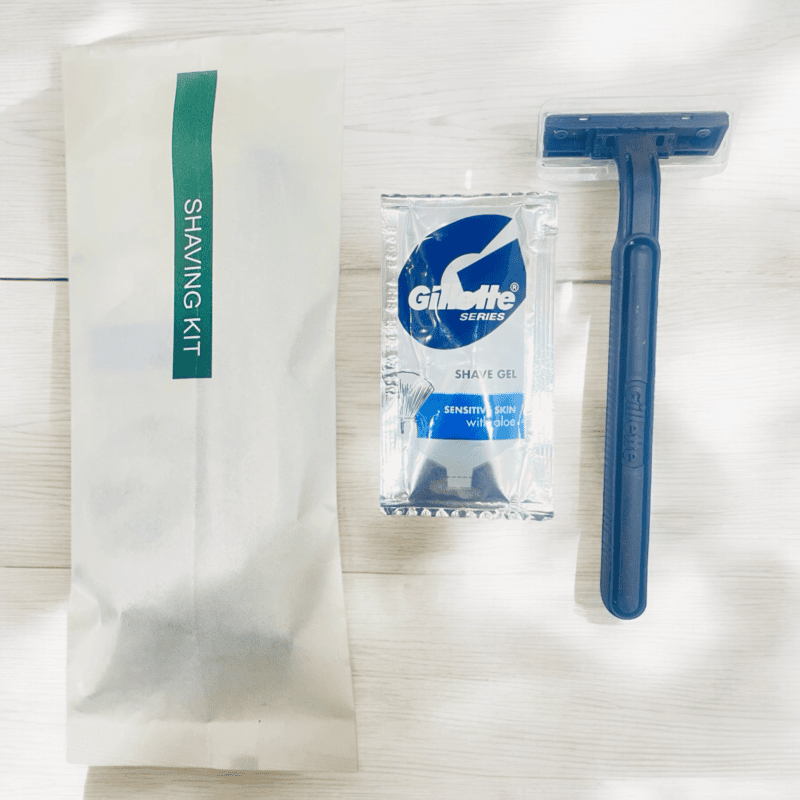 Standard Shaving Kit in Paper Pouch Standard Shaving Kit in Paper Pouch